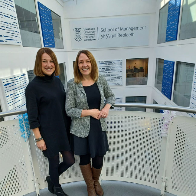 Cynhadledd Ryngwladol Busnesau Bach ac Entrepreneuriaeth (ISBE) 2022, gwobr am y papur gorau.